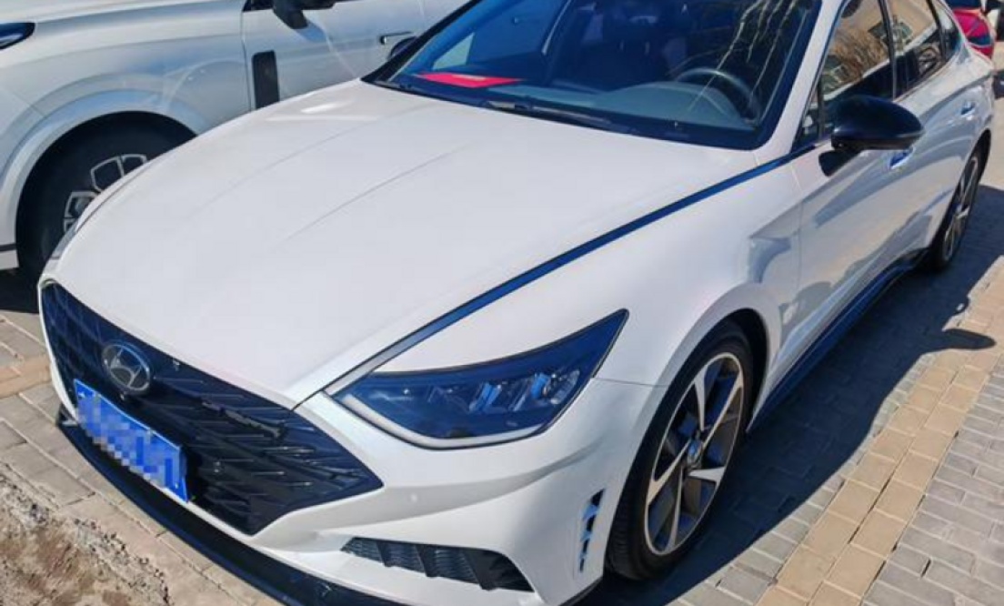 Hyundai Sonata (под заказ)