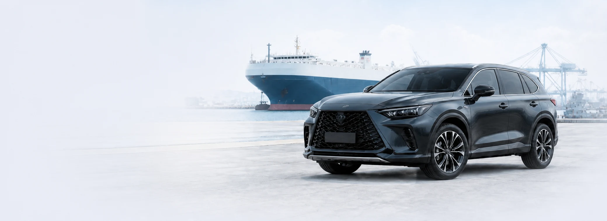 Автомобиль CARTRADE в порту перед доставкой